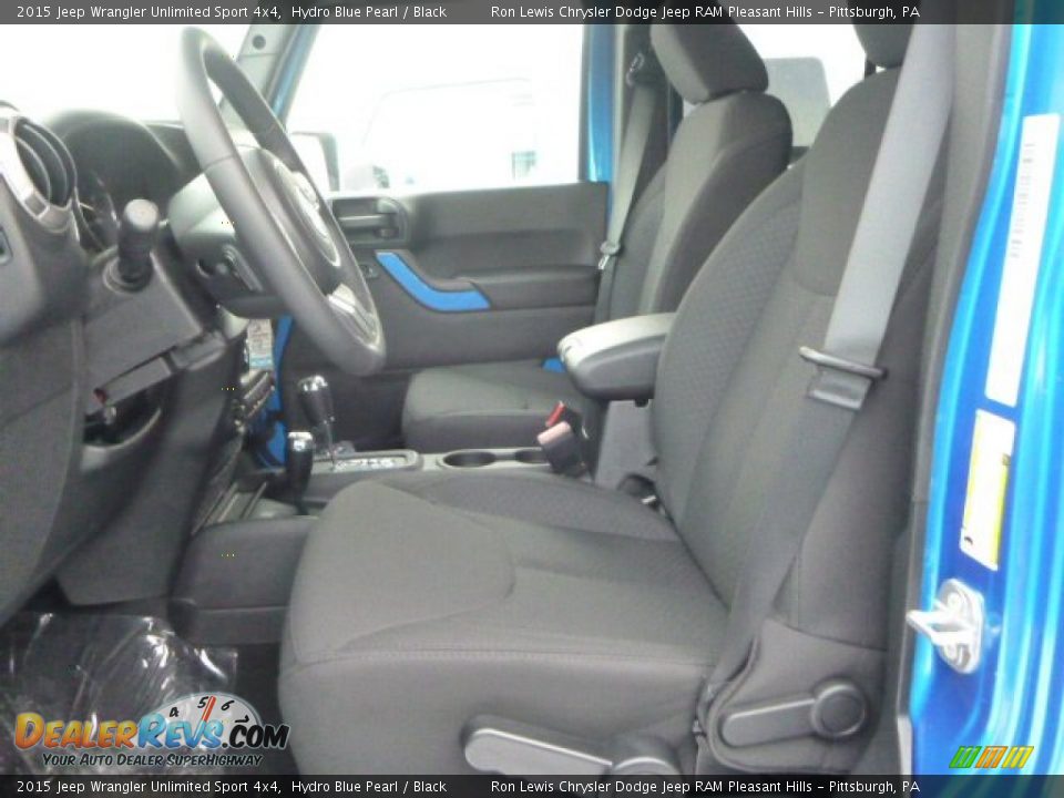 2015 Jeep Wrangler Unlimited Sport 4x4 Hydro Blue Pearl / Black Photo #14