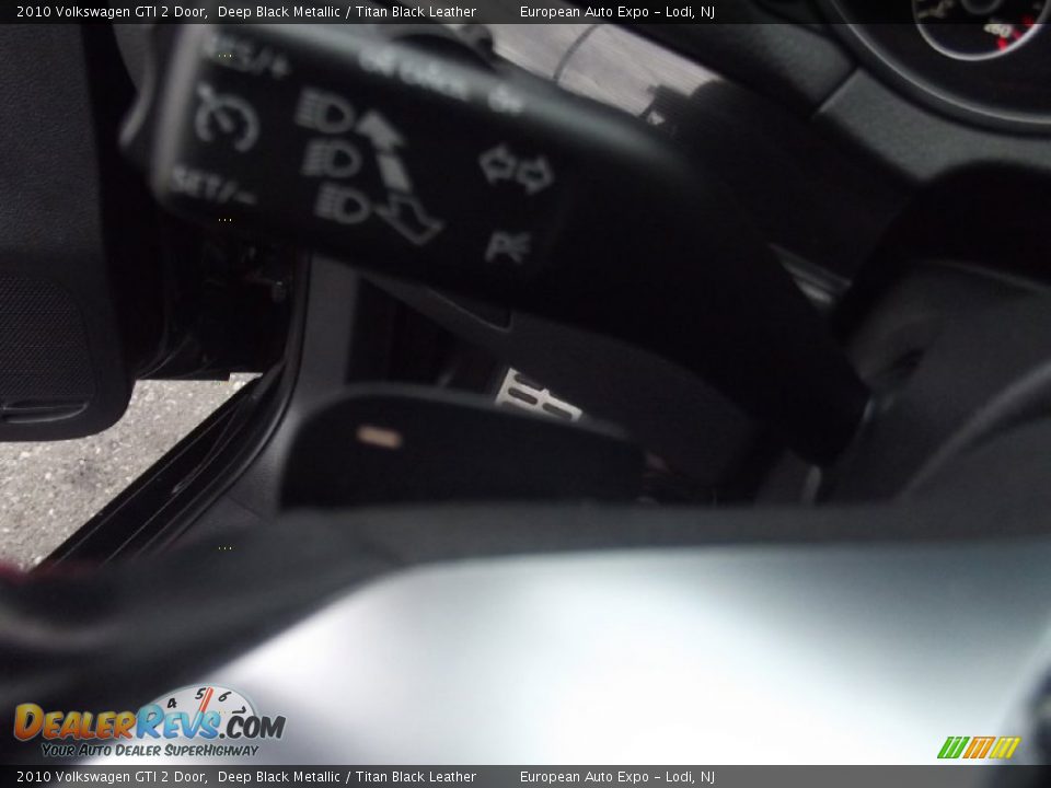 2010 Volkswagen GTI 2 Door Deep Black Metallic / Titan Black Leather Photo #19
