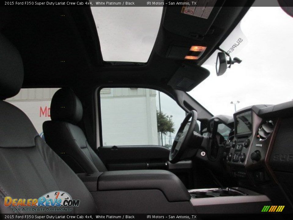 2015 Ford F350 Super Duty Lariat Crew Cab 4x4 White Platinum / Black Photo #27