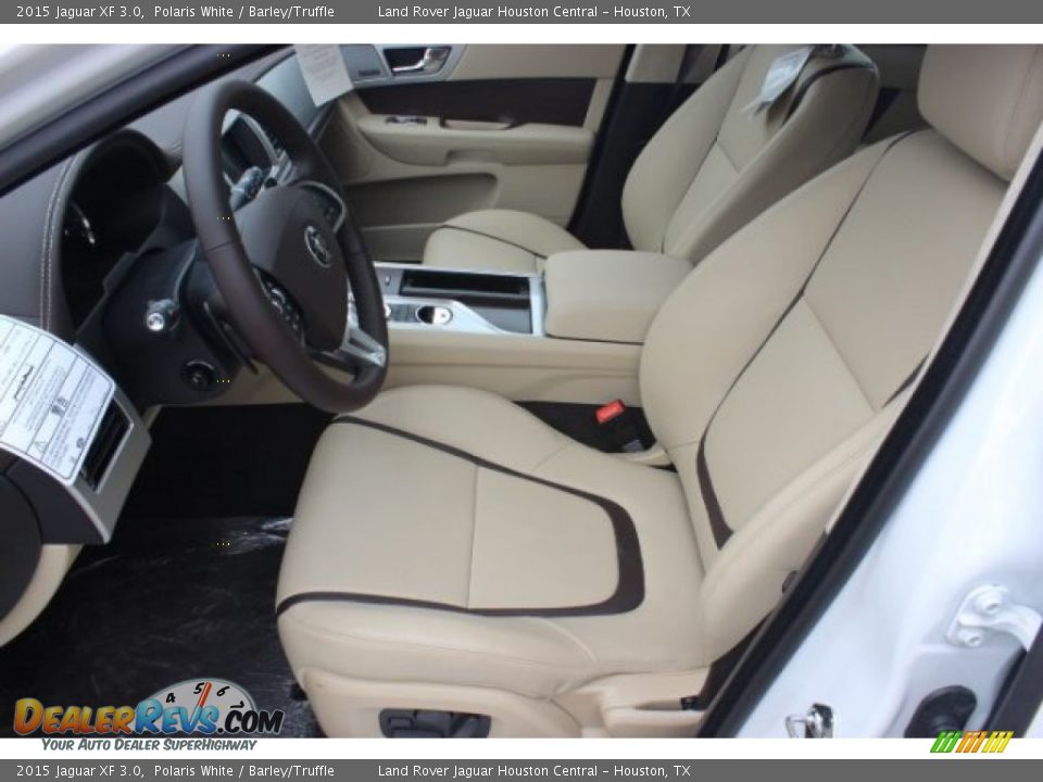 Front Seat of 2015 Jaguar XF 3.0 Photo #13