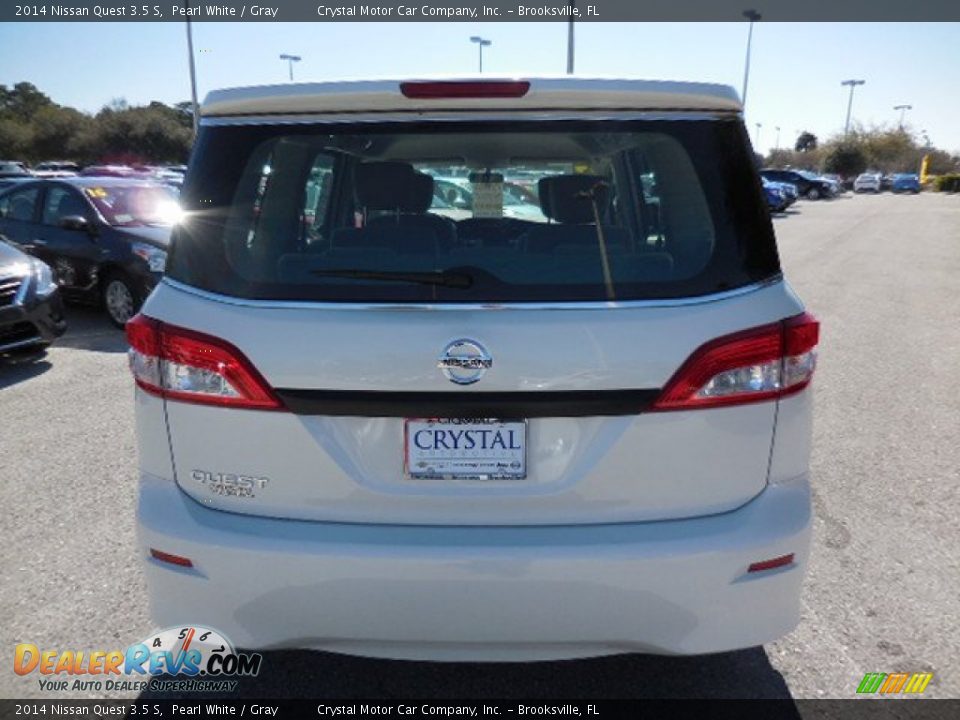2014 Nissan Quest 3.5 S Pearl White / Gray Photo #9