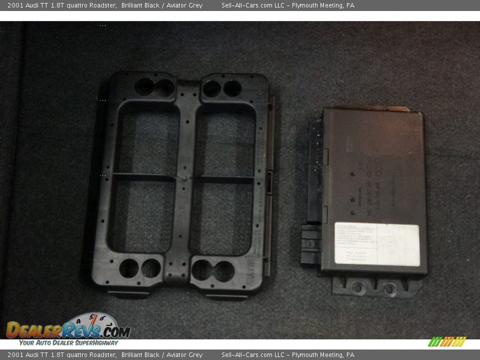 2001 Audi TT 1.8T quattro Roadster Brilliant Black / Aviator Grey Photo #18