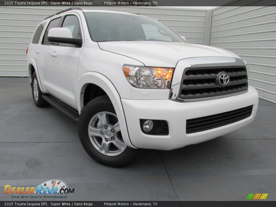 2015 Toyota Sequoia SR5 Super White / Sand Beige Photo #1