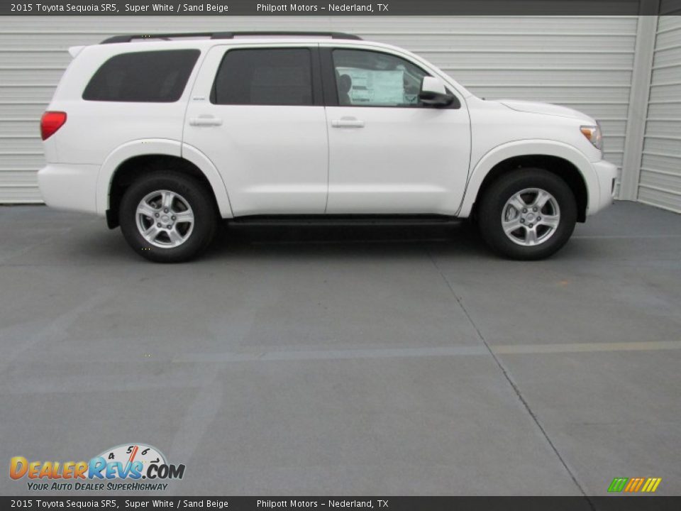 2015 Toyota Sequoia SR5 Super White / Sand Beige Photo #3