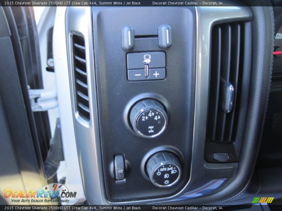 2015 Chevrolet Silverado 2500HD LTZ Crew Cab 4x4 Summit White / Jet Black Photo #15