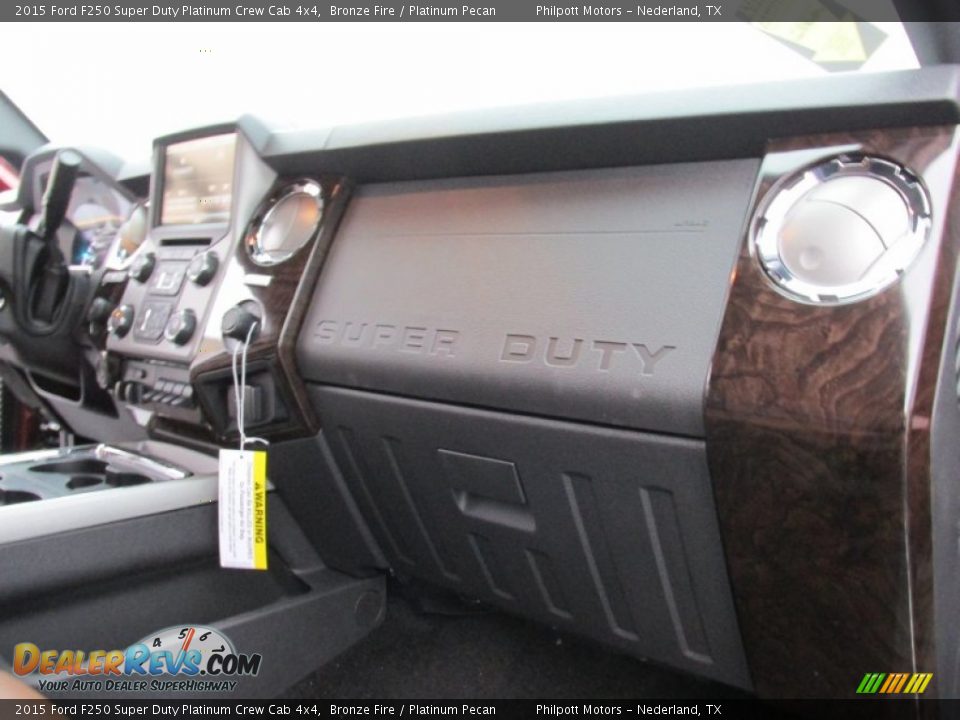2015 Ford F250 Super Duty Platinum Crew Cab 4x4 Bronze Fire / Platinum Pecan Photo #19