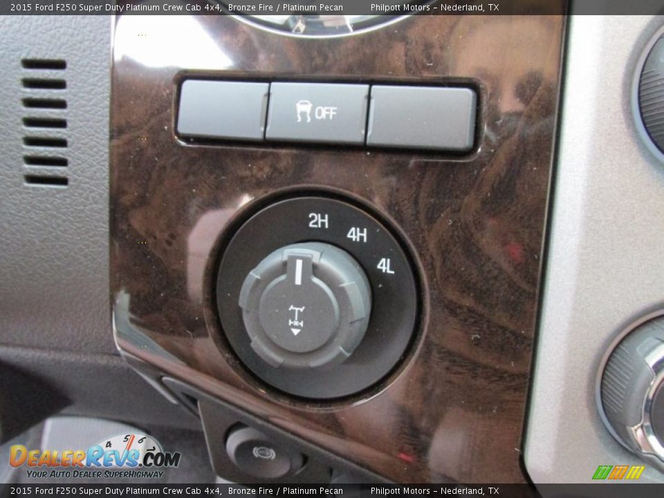 Controls of 2015 Ford F250 Super Duty Platinum Crew Cab 4x4 Photo #33