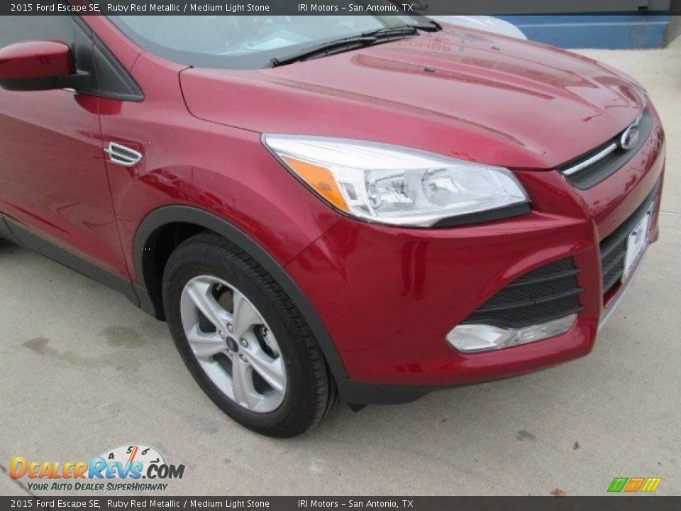 2015 Ford Escape SE Ruby Red Metallic / Medium Light Stone Photo #2