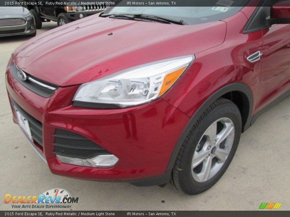 2015 Ford Escape SE Ruby Red Metallic / Medium Light Stone Photo #6