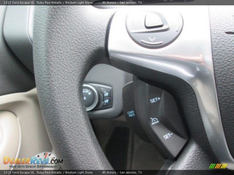 2015 Ford Escape SE Ruby Red Metallic / Medium Light Stone Photo #32
