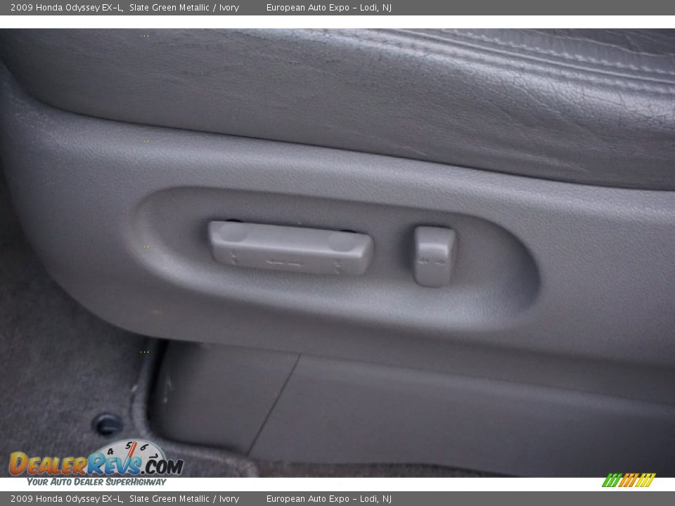 2009 Honda Odyssey EX-L Slate Green Metallic / Ivory Photo #22
