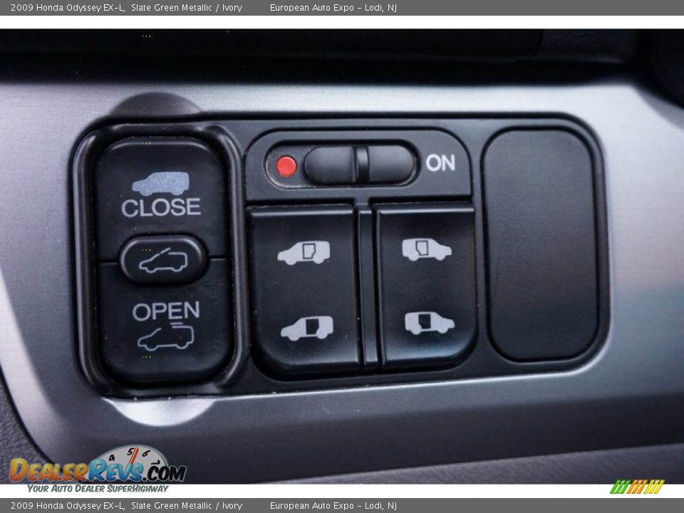 2009 Honda Odyssey EX-L Slate Green Metallic / Ivory Photo #23