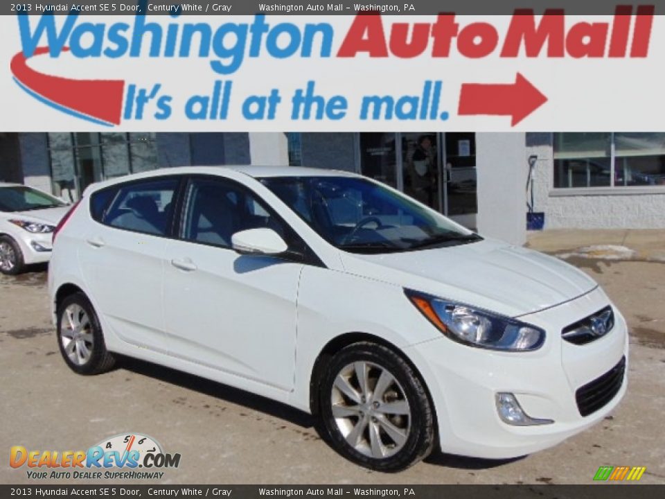 2013 Hyundai Accent SE 5 Door Century White / Gray Photo #1