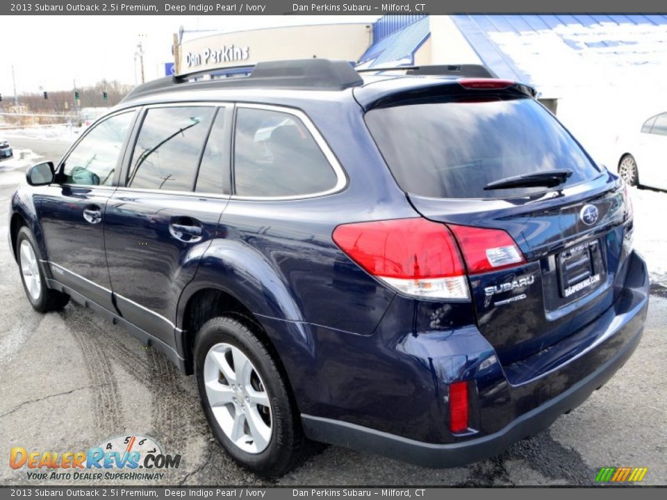 2013 Subaru Outback 2.5i Premium Deep Indigo Pearl / Ivory Photo #10