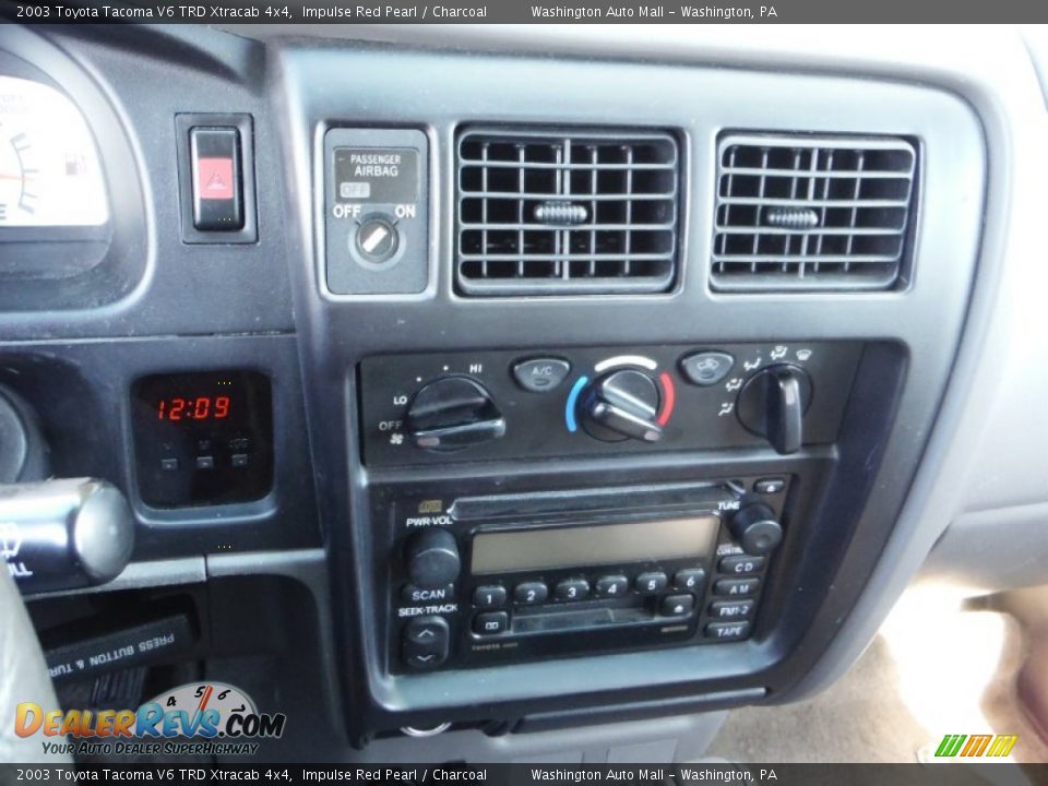 2003 Toyota Tacoma V6 TRD Xtracab 4x4 Impulse Red Pearl / Charcoal Photo #15