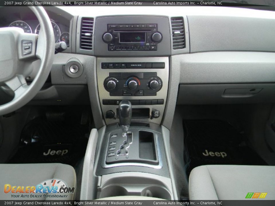 2007 Jeep Grand Cherokee Laredo 4x4 Bright Silver Metallic / Medium Slate Gray Photo #15