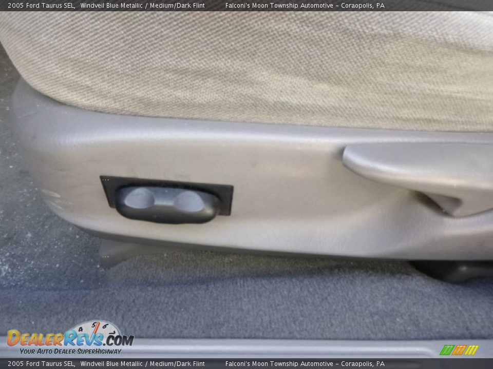 2005 Ford Taurus SEL Windveil Blue Metallic / Medium/Dark Flint Photo #20