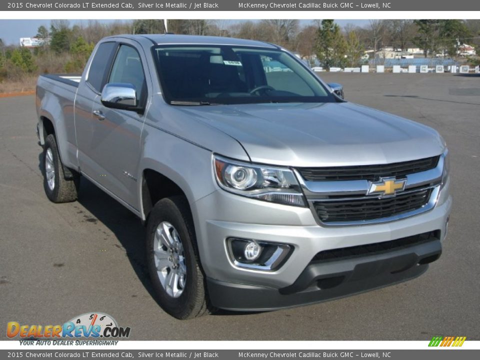 Front 3/4 View of 2015 Chevrolet Colorado LT Extended Cab Photo #1