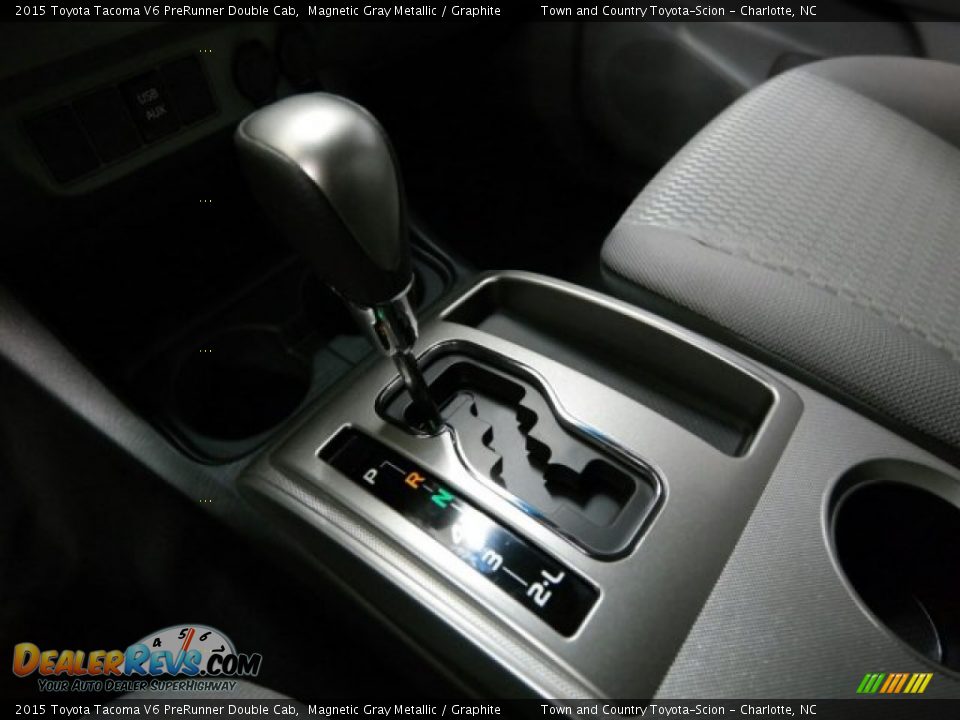 2015 Toyota Tacoma V6 PreRunner Double Cab Magnetic Gray Metallic / Graphite Photo #36