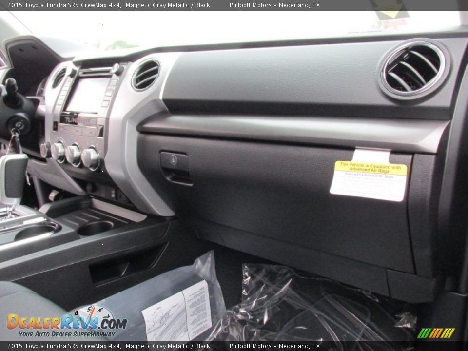 2015 Toyota Tundra SR5 CrewMax 4x4 Magnetic Gray Metallic / Black Photo #19