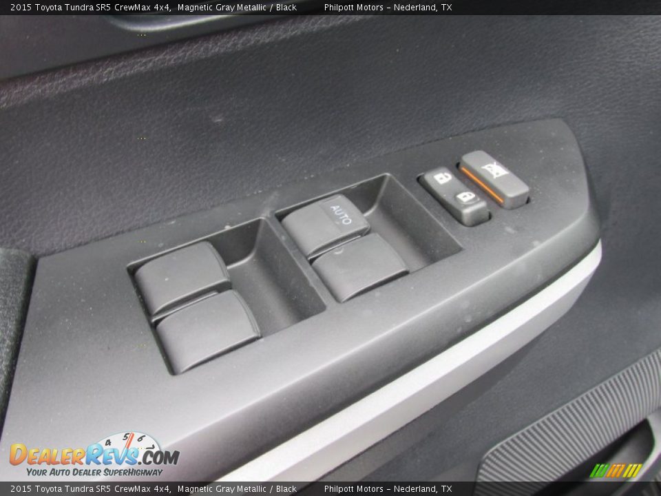 2015 Toyota Tundra SR5 CrewMax 4x4 Magnetic Gray Metallic / Black Photo #23