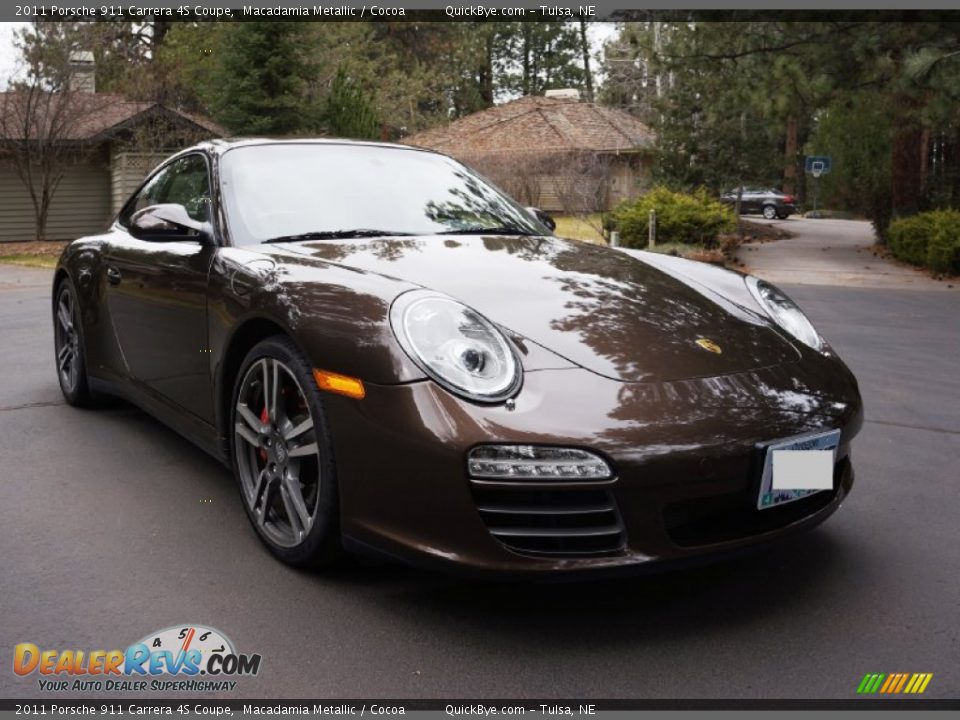 Front 3/4 View of 2011 Porsche 911 Carrera 4S Coupe Photo #3