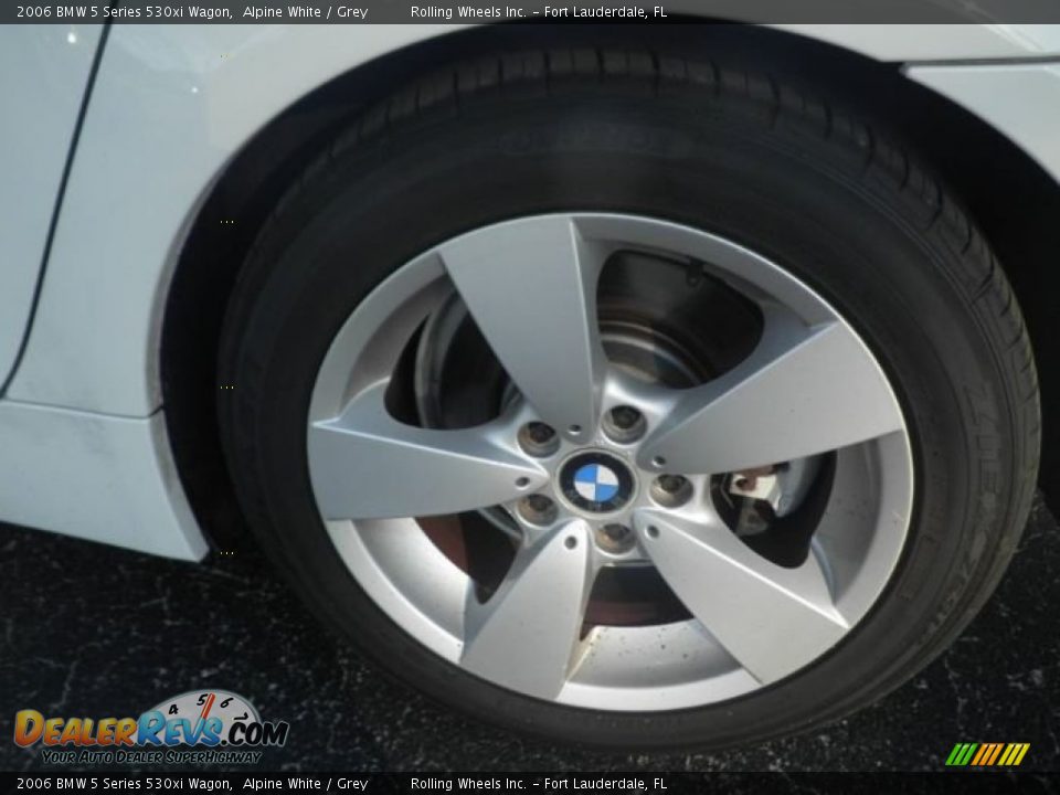 2006 BMW 5 Series 530xi Wagon Alpine White / Grey Photo #7