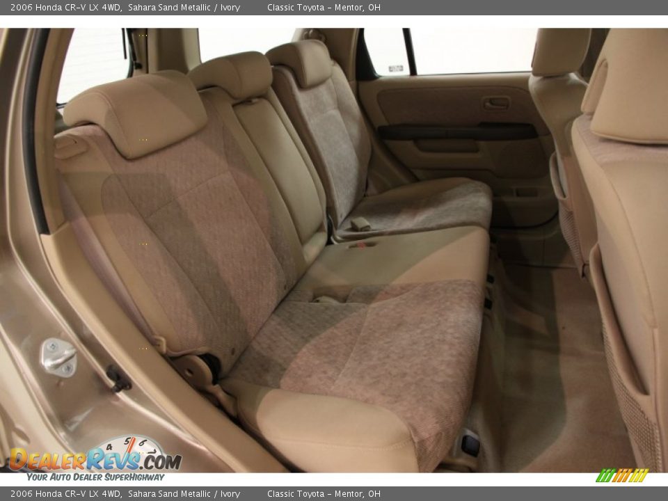 Rear Seat of 2006 Honda CR-V LX 4WD Photo #13