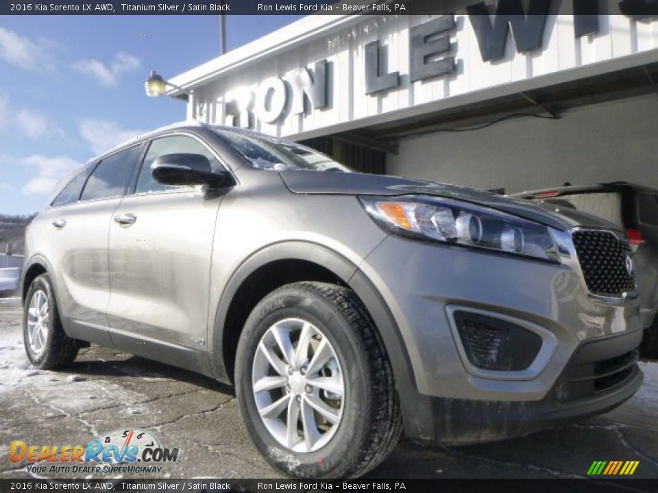 2016 Kia Sorento LX AWD Titanium Silver / Satin Black Photo #3