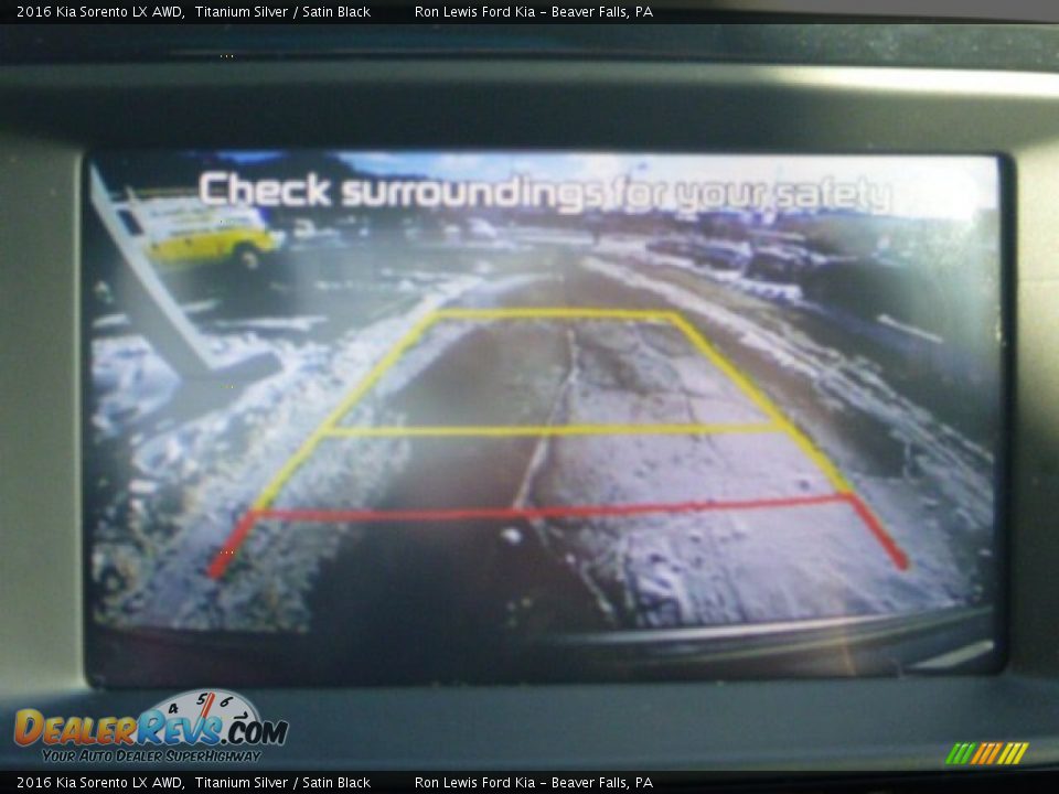 2016 Kia Sorento LX AWD Titanium Silver / Satin Black Photo #17