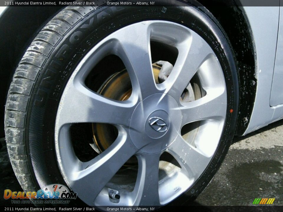 2011 Hyundai Elantra Limited Radiant Silver / Black Photo #7
