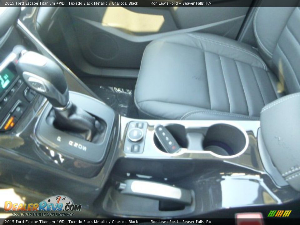2015 Ford Escape Titanium 4WD Tuxedo Black Metallic / Charcoal Black Photo #19