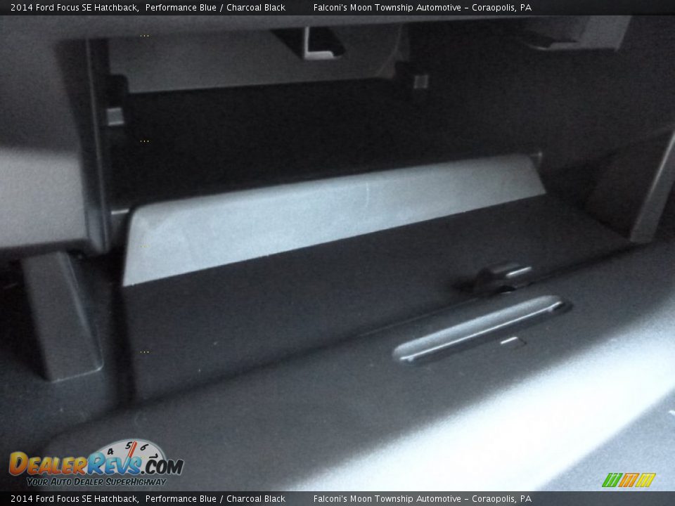 2014 Ford Focus SE Hatchback Performance Blue / Charcoal Black Photo #24