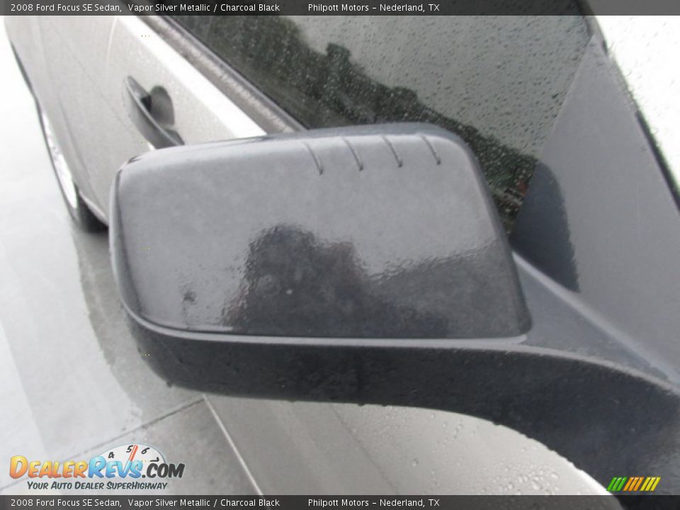 2008 Ford Focus SE Sedan Vapor Silver Metallic / Charcoal Black Photo #22