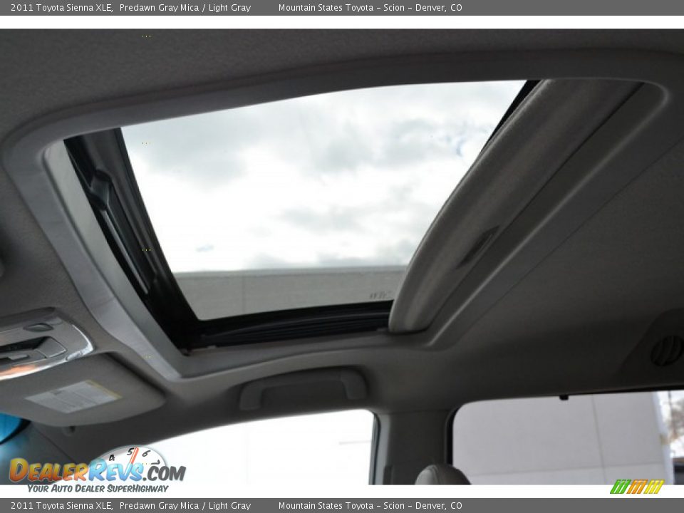 2011 Toyota Sienna XLE Predawn Gray Mica / Light Gray Photo #13