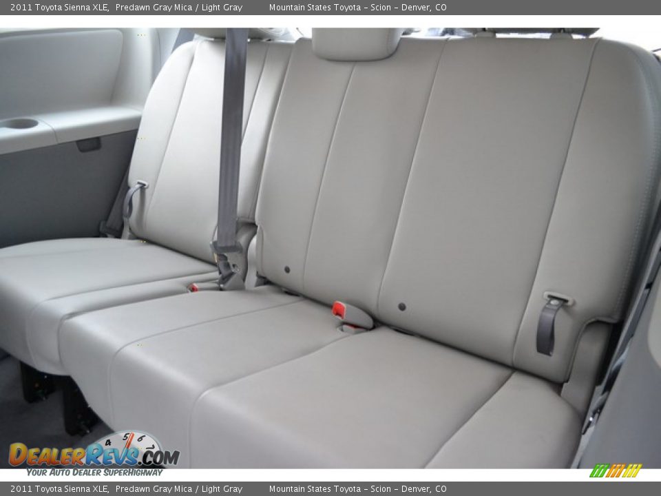 2011 Toyota Sienna XLE Predawn Gray Mica / Light Gray Photo #23