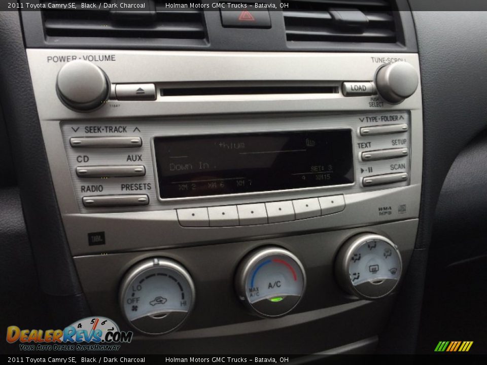 Controls of 2011 Toyota Camry SE Photo #7