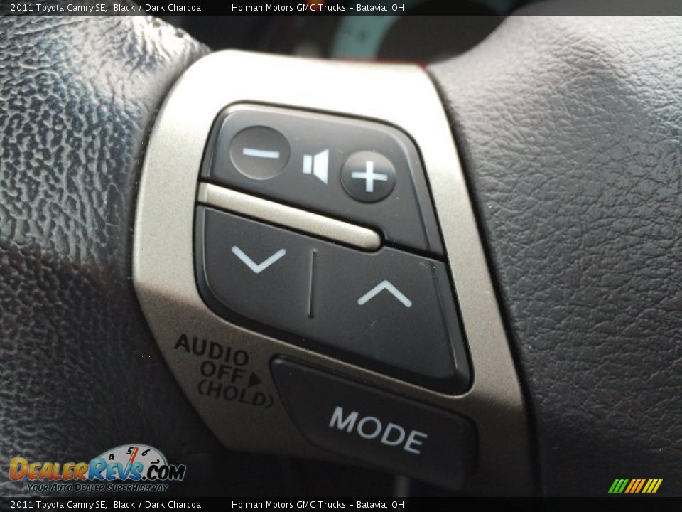 Controls of 2011 Toyota Camry SE Photo #14