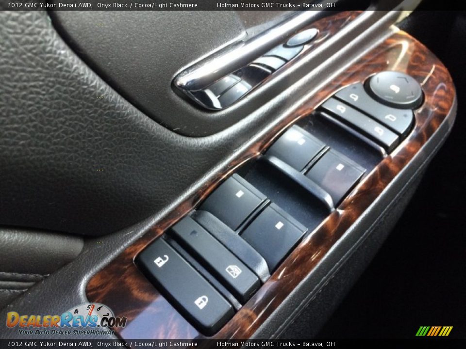 2012 GMC Yukon Denali AWD Onyx Black / Cocoa/Light Cashmere Photo #16