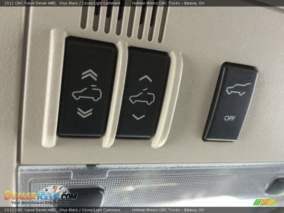 2012 GMC Yukon Denali AWD Onyx Black / Cocoa/Light Cashmere Photo #20