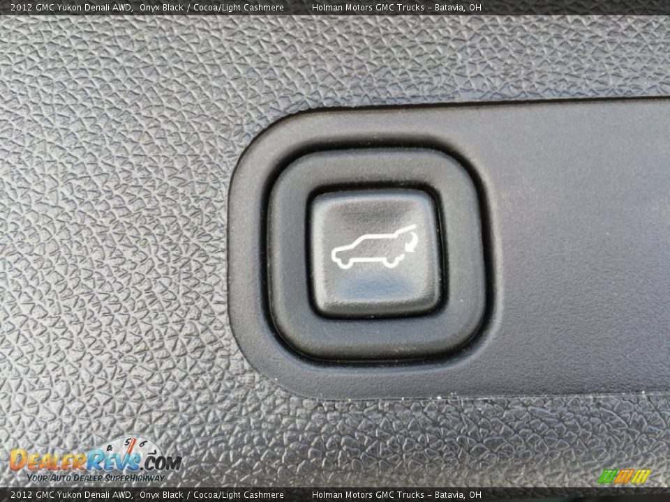 2012 GMC Yukon Denali AWD Onyx Black / Cocoa/Light Cashmere Photo #29