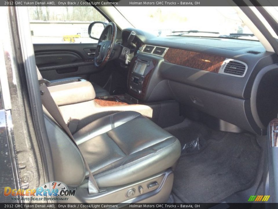 2012 GMC Yukon Denali AWD Onyx Black / Cocoa/Light Cashmere Photo #32