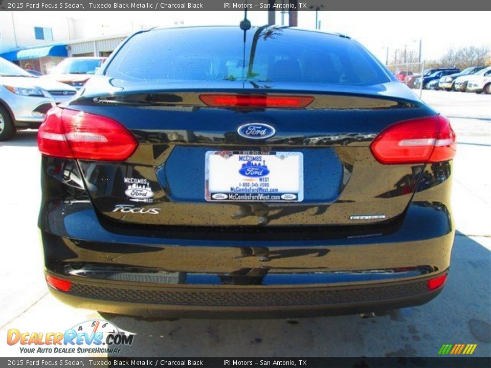 2015 Ford Focus S Sedan Tuxedo Black Metallic / Charcoal Black Photo #8