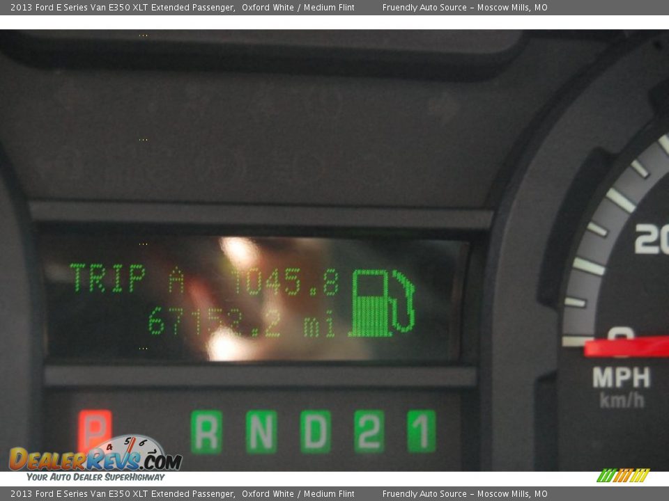 2013 Ford E Series Van E350 XLT Extended Passenger Oxford White / Medium Flint Photo #10