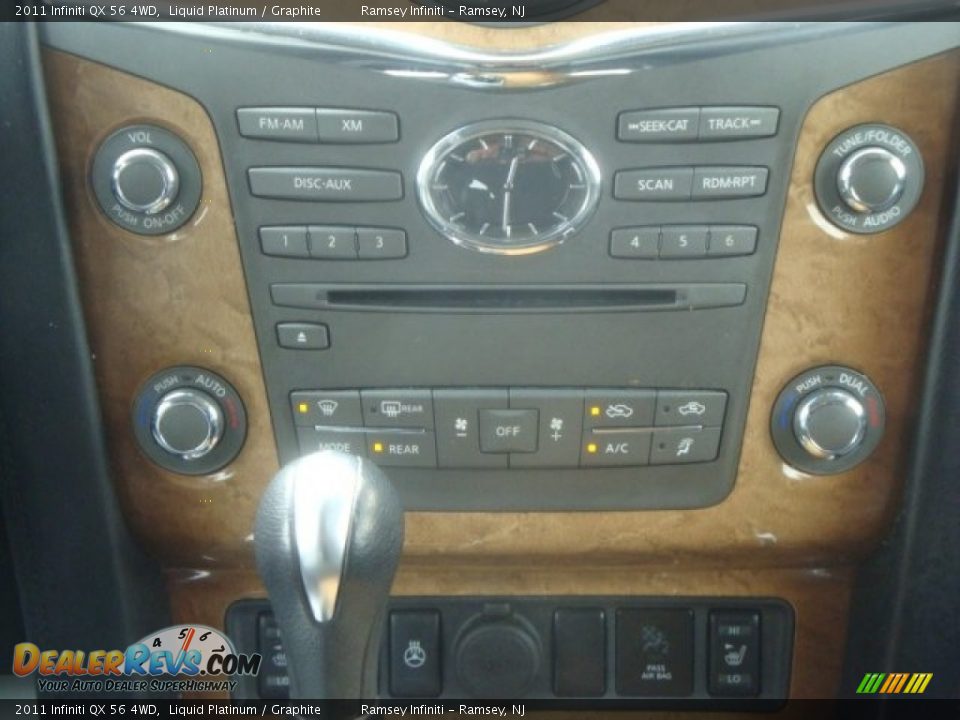 2011 Infiniti QX 56 4WD Liquid Platinum / Graphite Photo #18