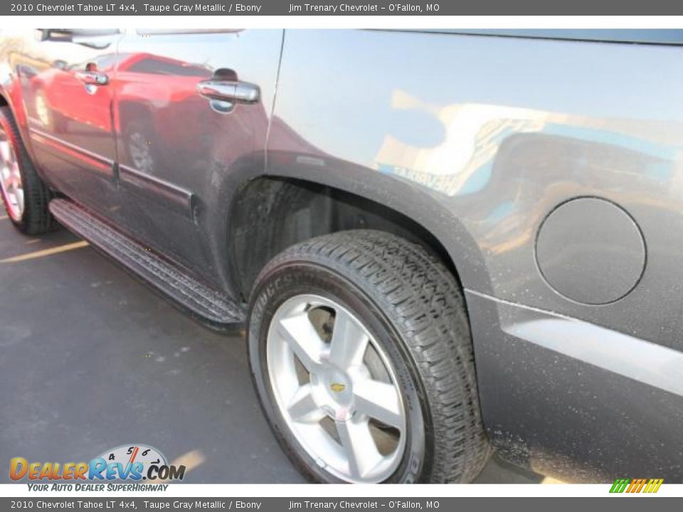 2010 Chevrolet Tahoe LT 4x4 Taupe Gray Metallic / Ebony Photo #4