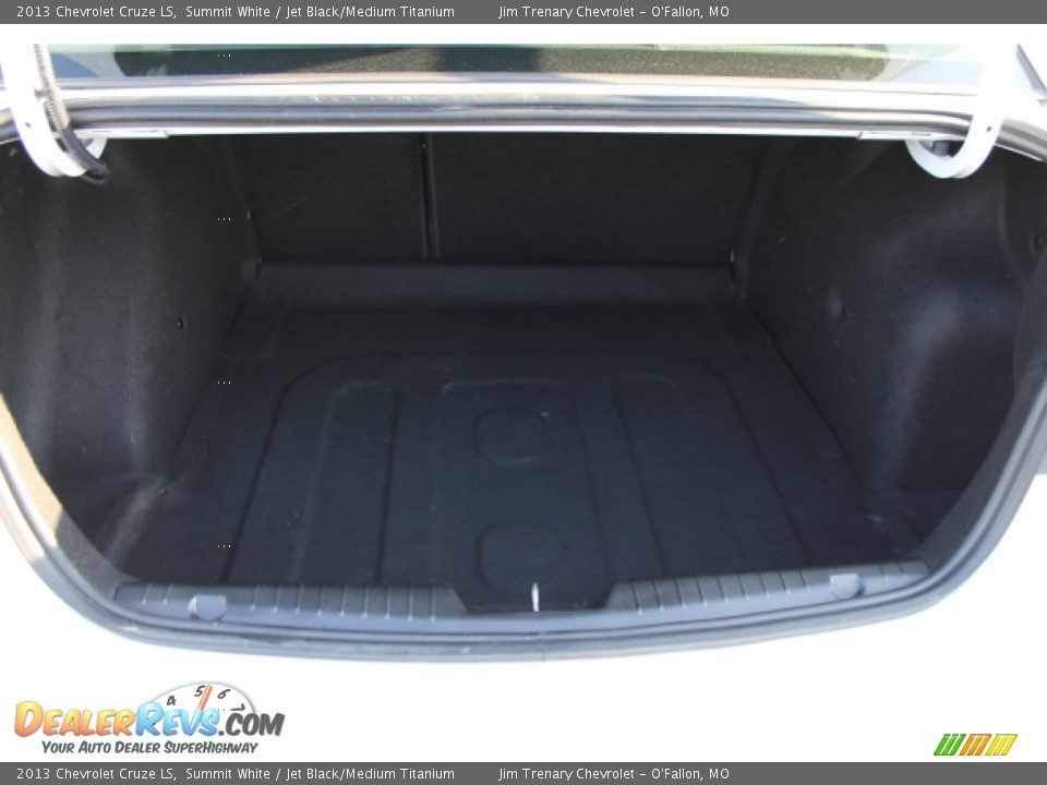 2013 Chevrolet Cruze LS Summit White / Jet Black/Medium Titanium Photo #5