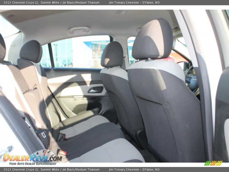 2013 Chevrolet Cruze LS Summit White / Jet Black/Medium Titanium Photo #9