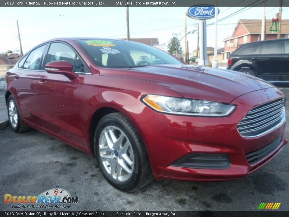 2013 Ford Fusion SE Ruby Red Metallic / Charcoal Black Photo #9