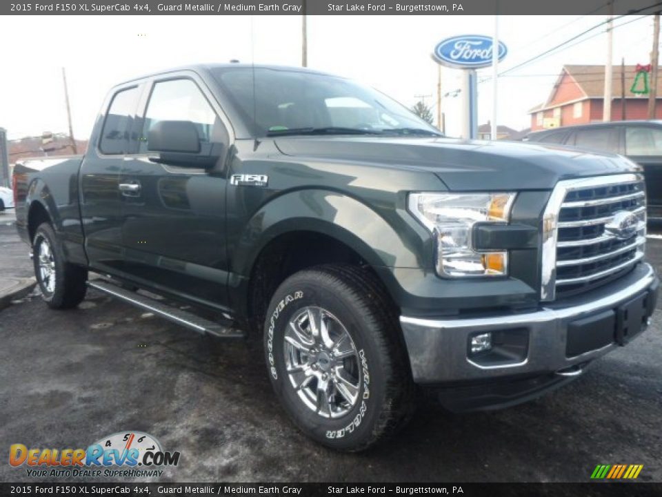 Front 3/4 View of 2015 Ford F150 XL SuperCab 4x4 Photo #8